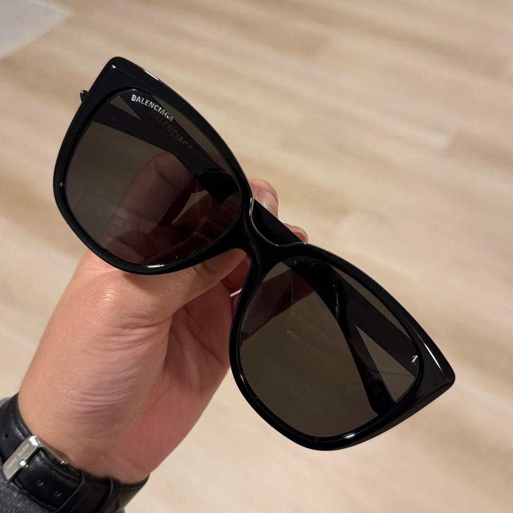 NWT Balenciaga Sunglasses 🕶️